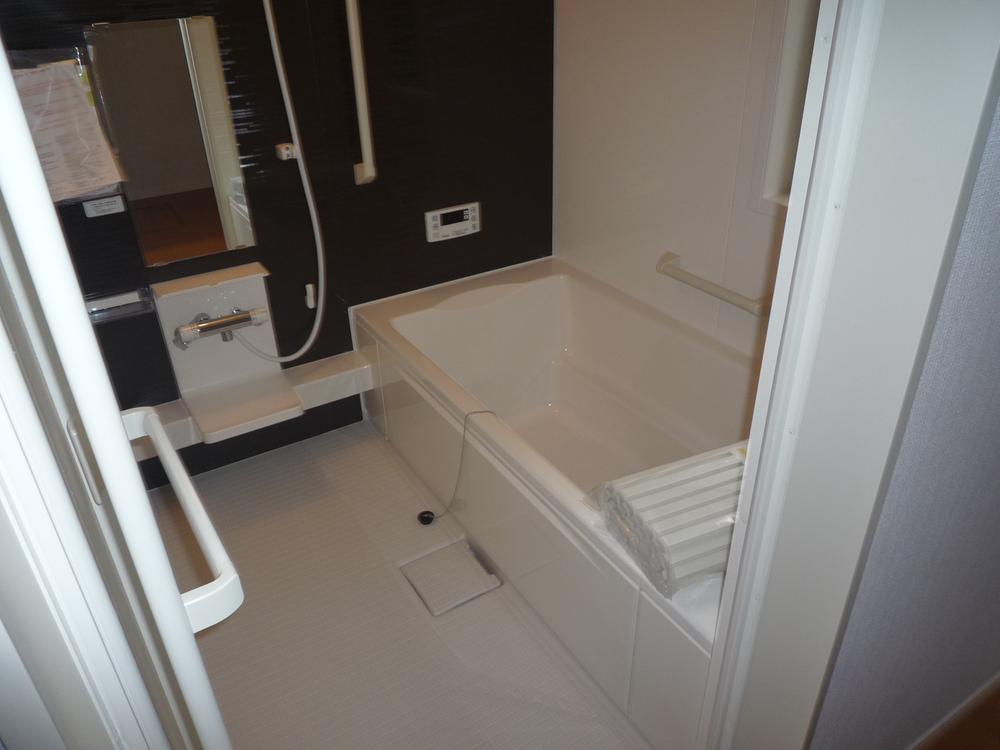 Same specifications photo (bathroom). Same specifications Photos