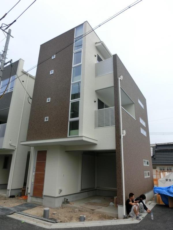 Local appearance photo. Local (June 2013) Shooting