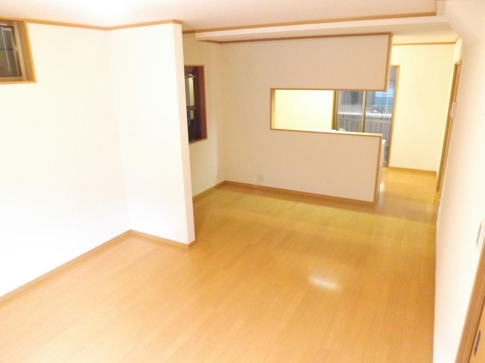 Same specifications photos (living). Same specifications photos (living) Wide and bright LDK!