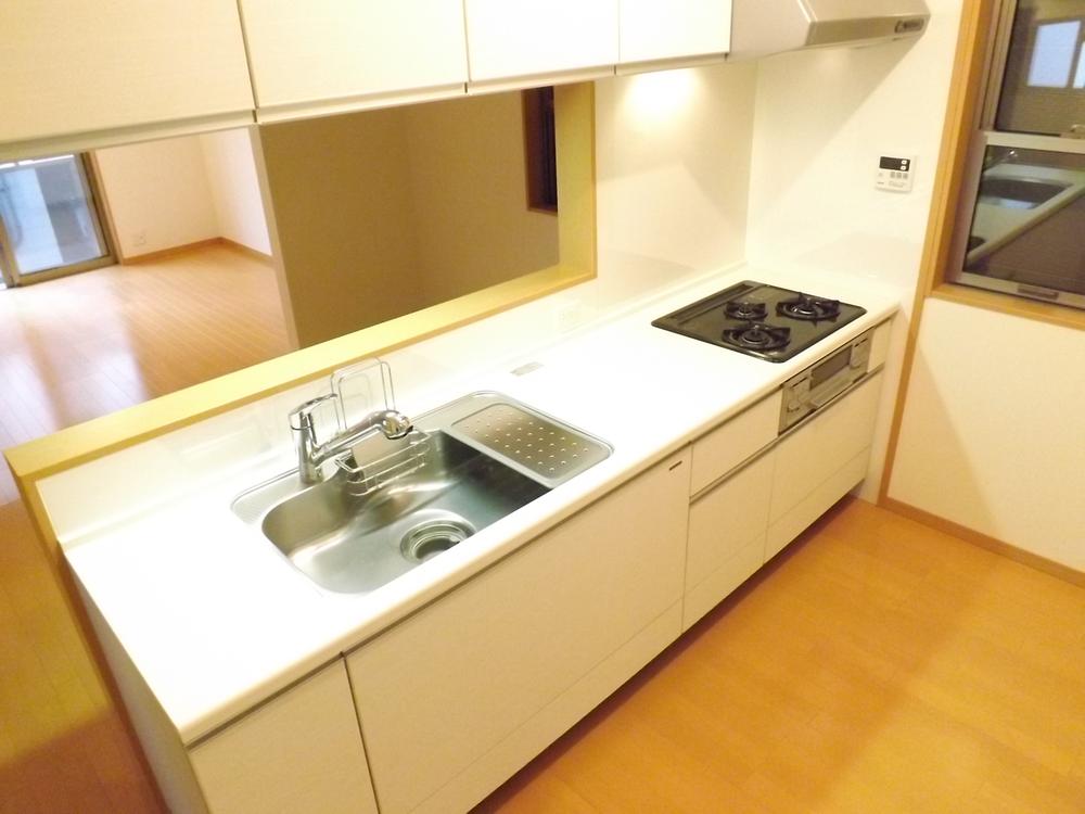 Same specifications photo (kitchen). Same specifications photo (kitchen) Convenient face-to-face system Kitchen!