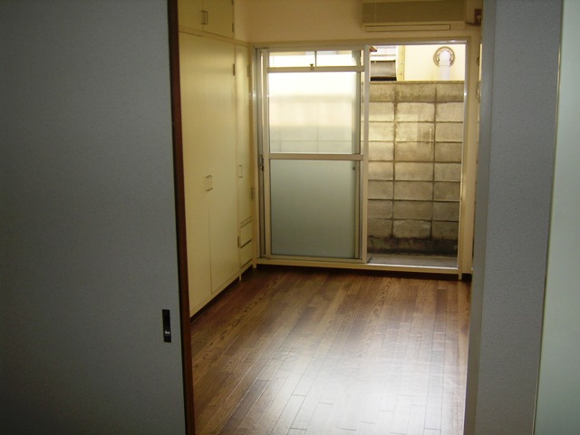 Living and room. Apamanshop Shin-Osaka Chuo