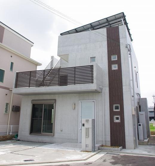 Local appearance photo.  [Appearance (No. 17 locations)]  Stylish appearance! Air tight ・ High thermal insulation properties, RC attractive also for us to keep the room comfortable in energy saving!  Local (2013 July 31) shooting