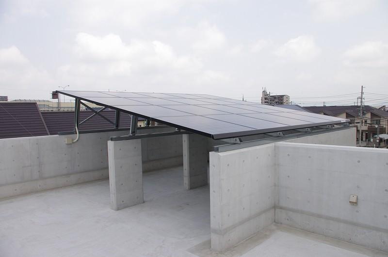 Model house photo.  [balcony]  Solar panels offers a basis to set up the Sky balcony! Double power generation of photovoltaic power generation × Enefarm! Surplus electricity electricity sales also possible! ! (2013 July 31) shooting