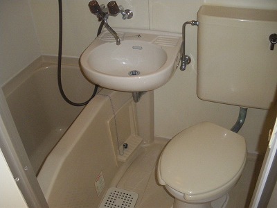 Bath. bathroom ・ Toilet sharing (unit bus)