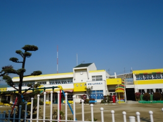 kindergarten ・ Nursery. School corporation Osaka Hatsushiba Gakuen Hatsushiba Gakuen kindergarten (kindergarten ・ 696m to the nursery)