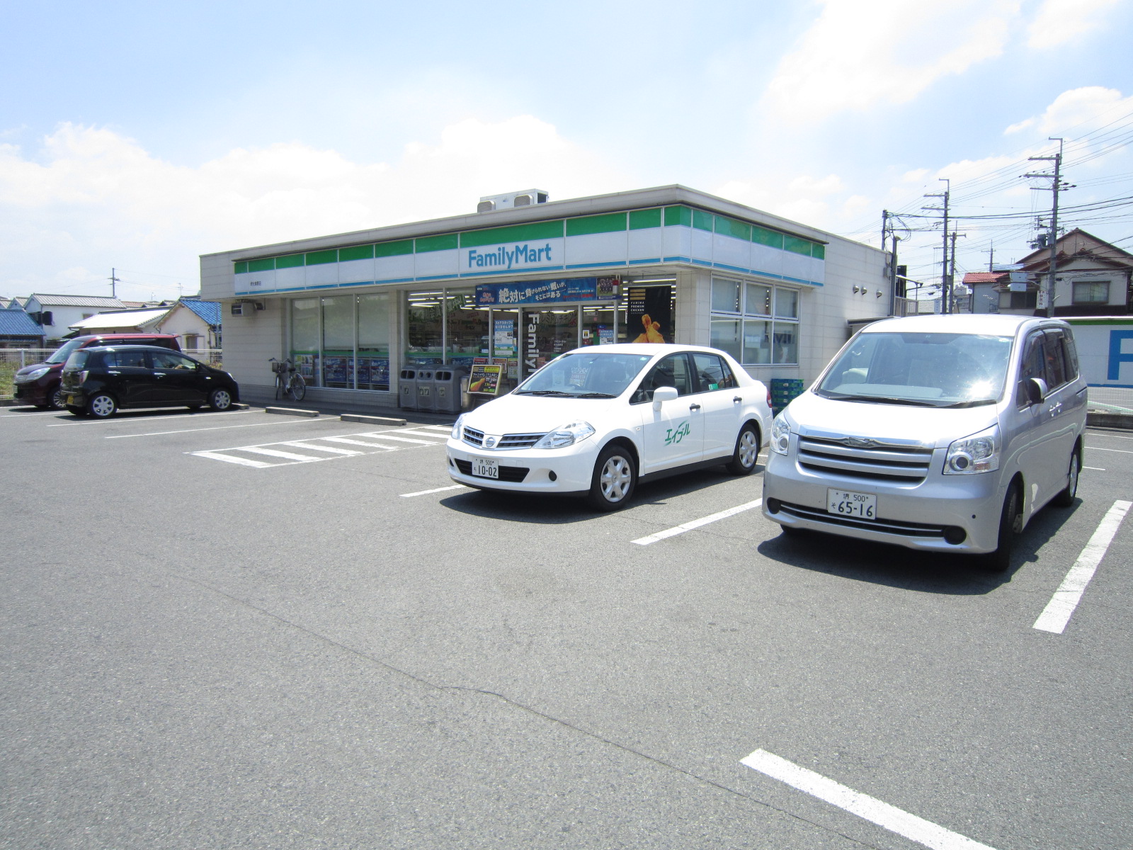 Convenience store. FamilyMart Sakai Omino store up (convenience store) 479m