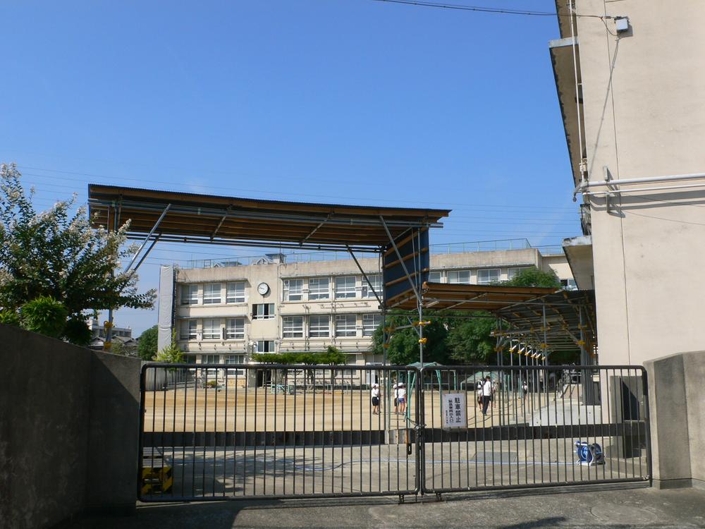 Primary school. Sakai Municipal Higashiasakayama 1000m up to elementary school