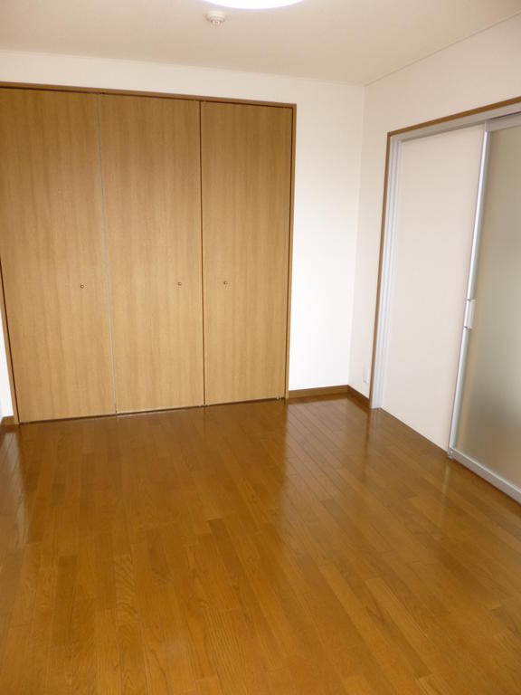 Other room space. Please use as a bedroom