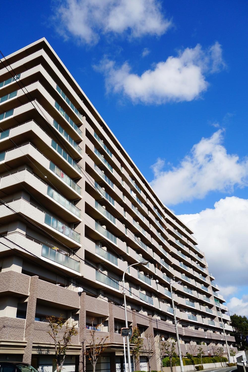 Local appearance photo. Local (12 May 2013) Shooting