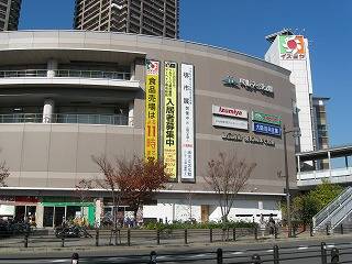 Home center. The ・ Daiso Bell Maju Sakai 1 Building up (home improvement) 431m