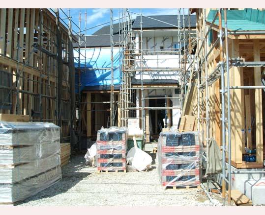 Local appearance photo. Local (10 May 2013) Shooting