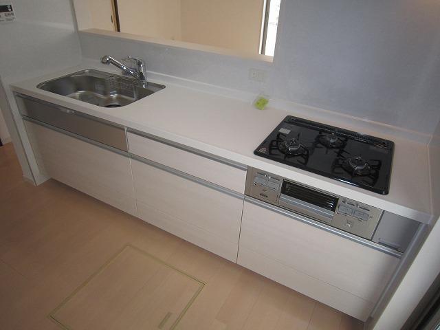 Kitchen. Same specifications