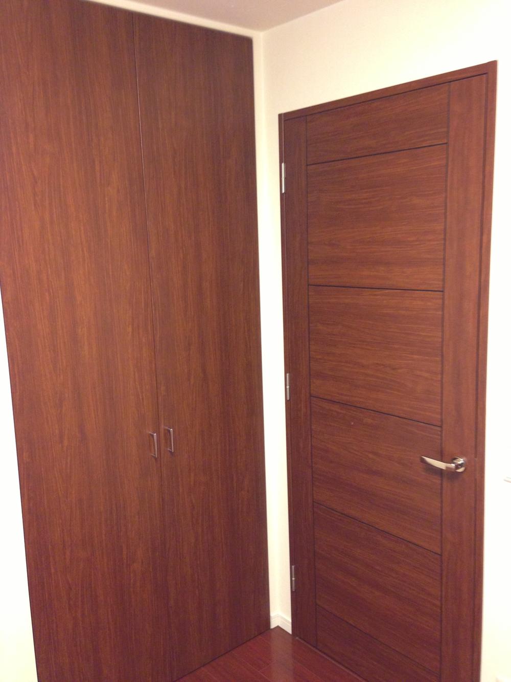 Non-living room. Indoor (10 May 2013) Shooting