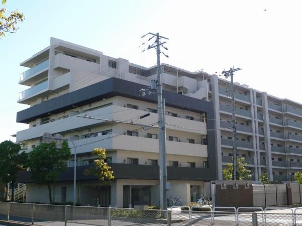 Local appearance photo. Heisei 19 years built in all-electric apartment