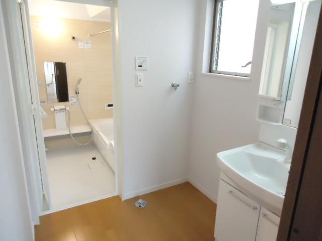 Wash basin, toilet. Higashiuenoshiba-cho 2-chome 28.8 million yen ~ 4LDK2 storey parking two Allowed! ◆ Solar power LDK15 Pledge 2 Kaiyoshitsu 7.5 Pledge