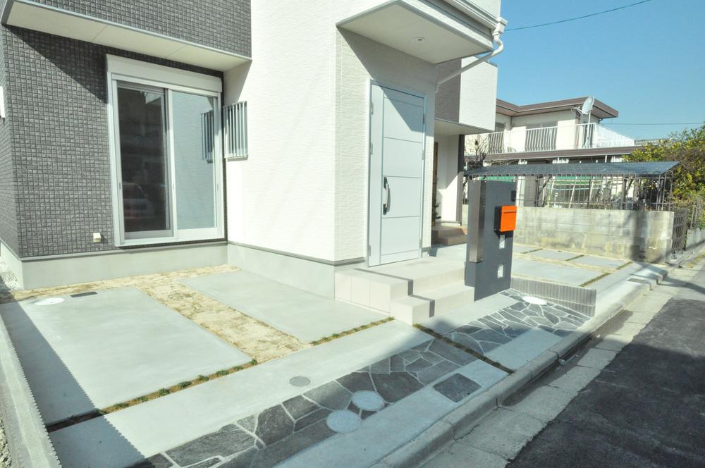 Local appearance photo