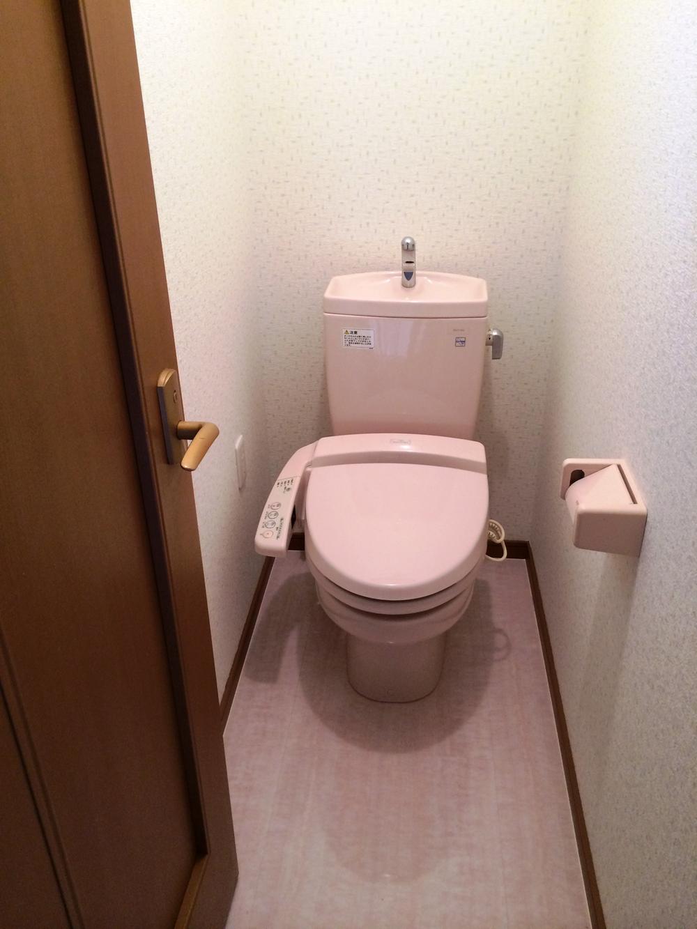 Toilet. The comfort toilet. 