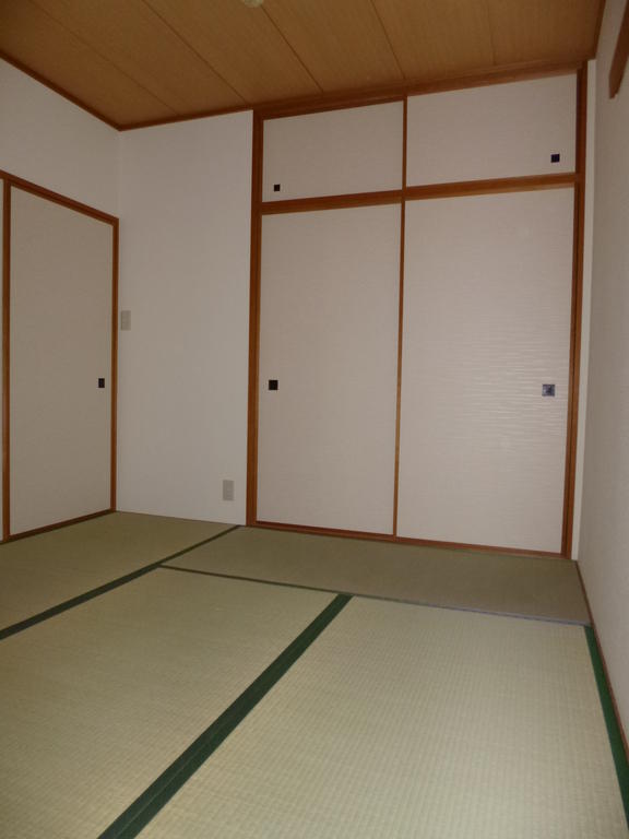 Other room space. Japanese style room