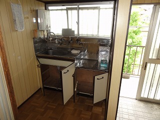 Kitchen. Gas stove installation Allowed Kitchen