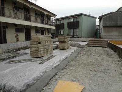 Local photos, including front road. Local (12 May 2012) shooting