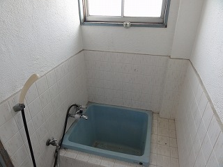 Bath. Because the bathroom with window ventilation pat ^^