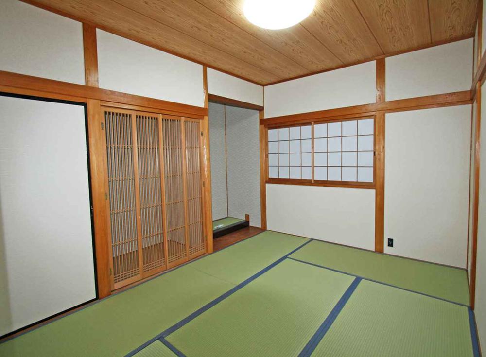 Other introspection. Do the renovation, Though now Japanese-style room, such as the new construction. 