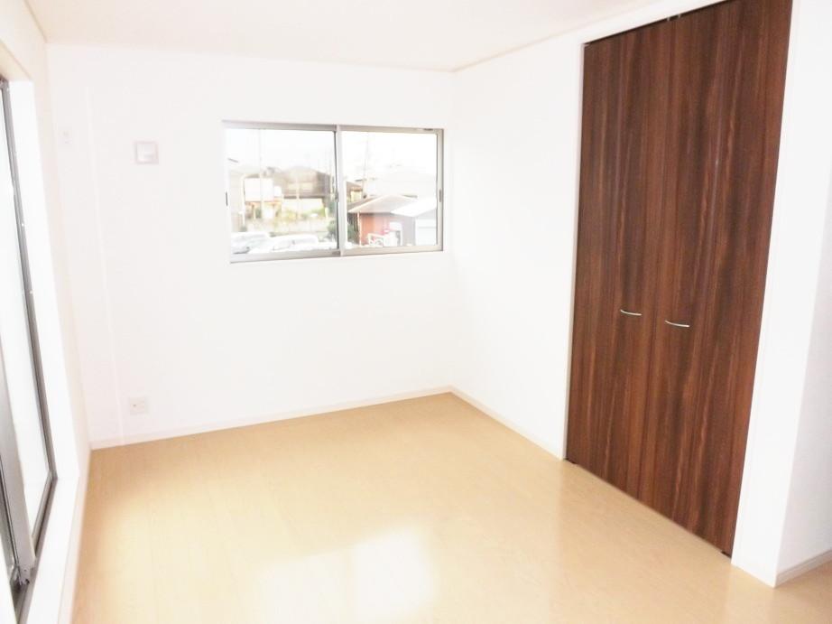 Other introspection. Local photos (Western-style)