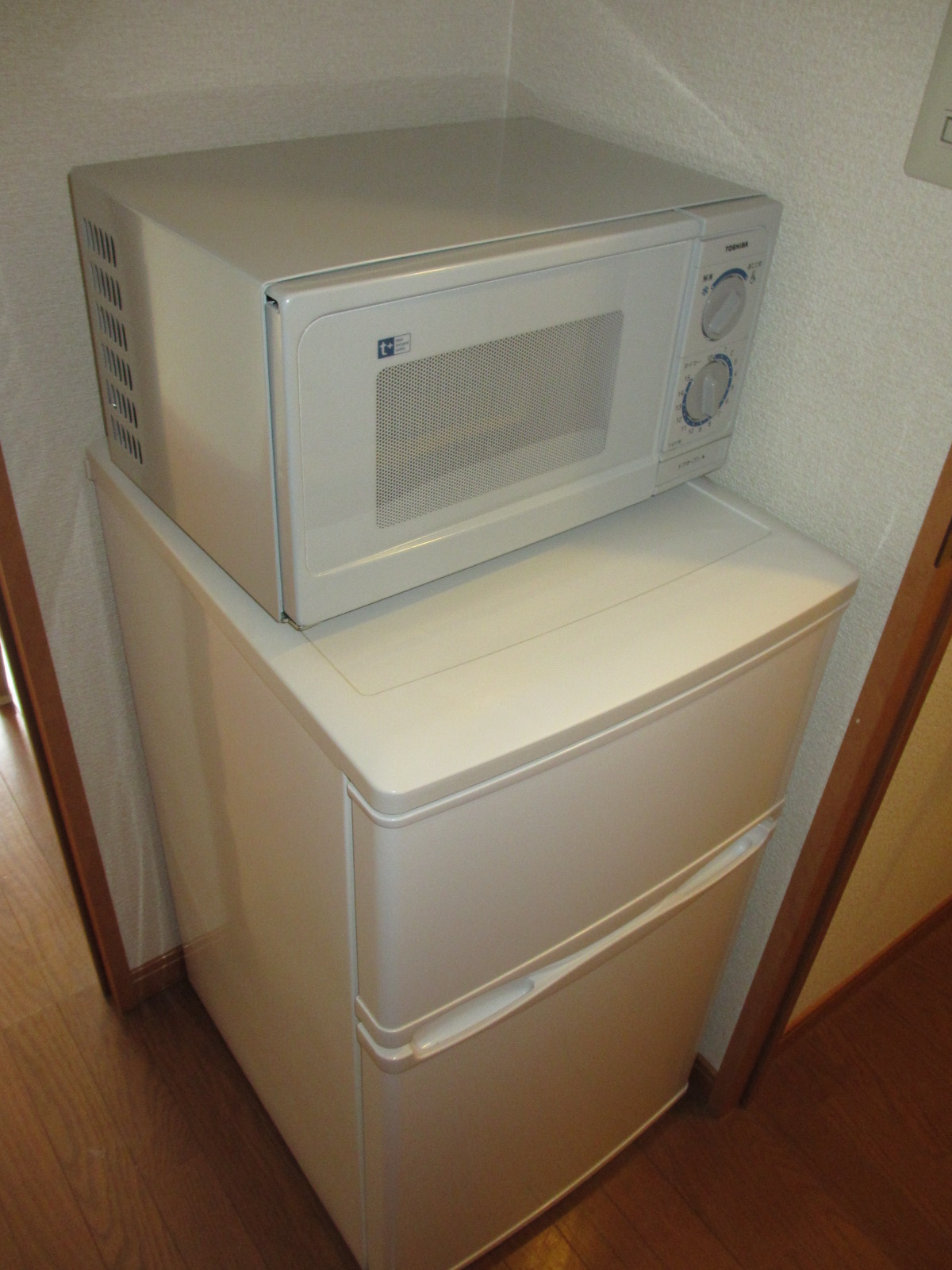 Other Equipment. microwave ・ refrigerator