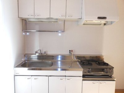 Kitchen. Two-burner stove with