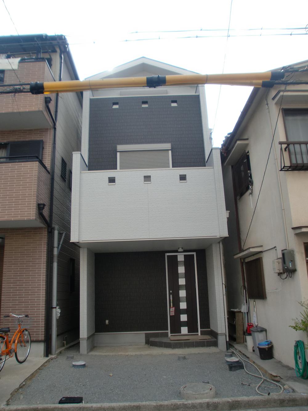 Local appearance photo. Local (August 2013) Shooting