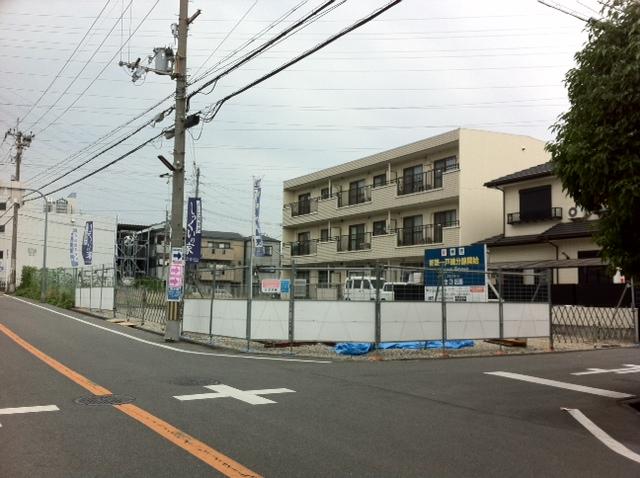 Local photos, including front road. Local (May 2013) Shooting