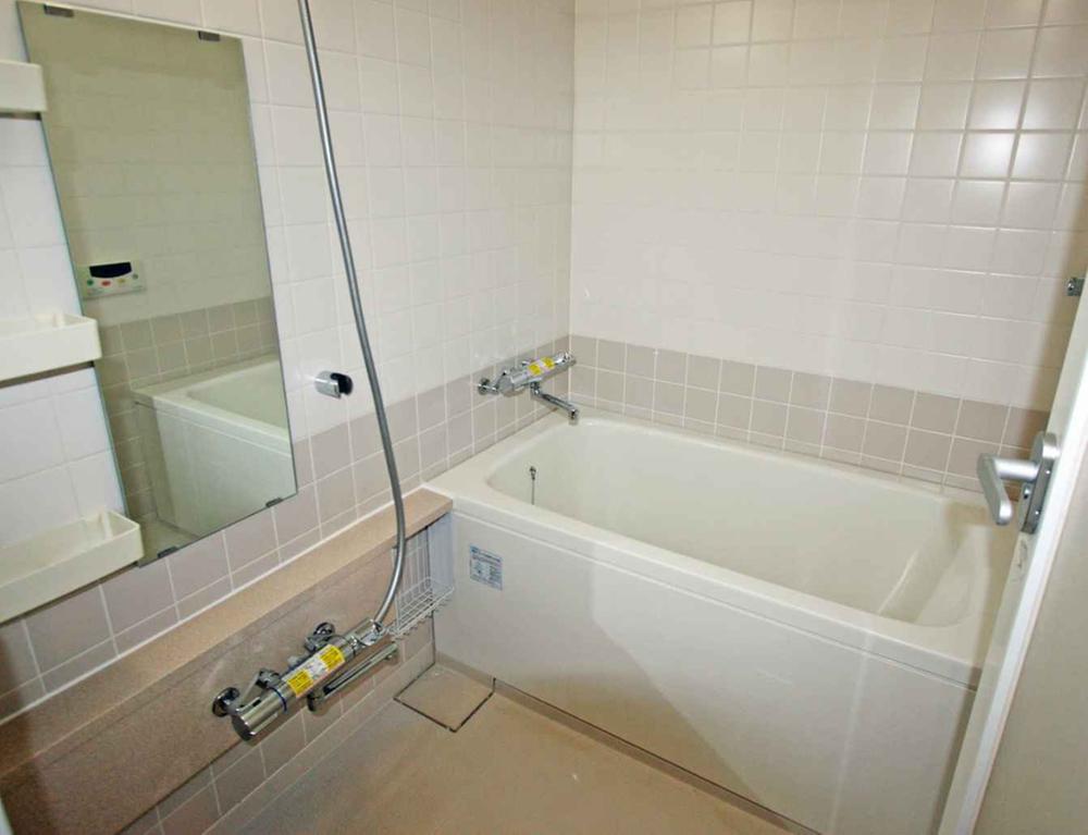 Bathroom. It is a clean bathroom.