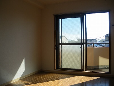 Living and room. Sunny room ^^