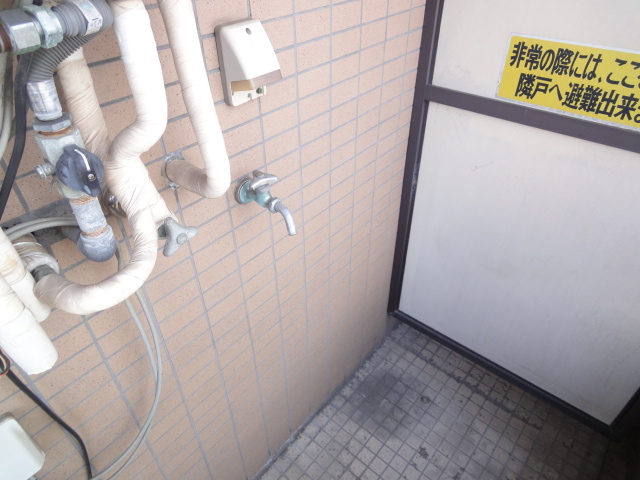 Balcony. Laundry Area is a balcony