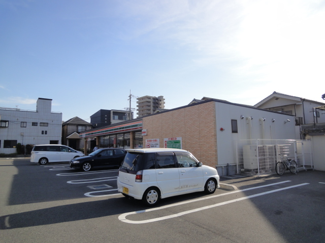 Convenience store. Seven-Eleven 509m until Sakai Shinonomehigashi Machiten (convenience store)