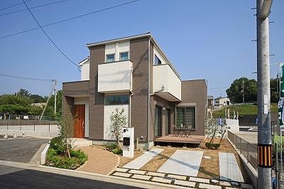 Local appearance photo.  ☆ No. 5 land model house ☆ There is a sense of quality in the chic shades!