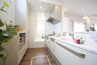 Kitchen.  ☆ No. 5 land model house ☆ Sink artificial marble ・ Top board, Since the seamless processing to clean It is very easy travel