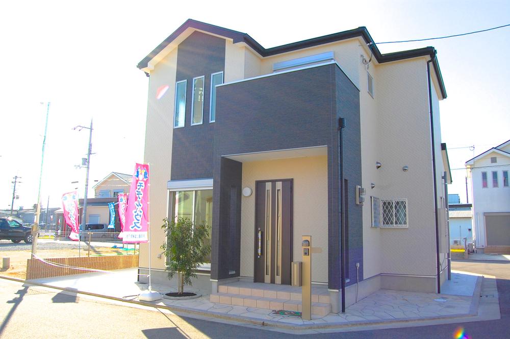 Building plan example (exterior photos).  ☆ Appearance reference ☆ Two-color appearance is a reference.