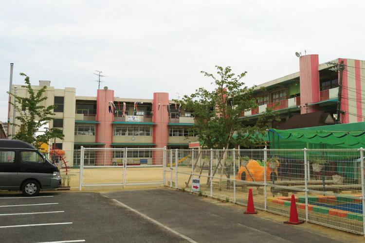 kindergarten ・ Nursery. Hatsushiba 1610m walk 21 minutes to school kindergarten
