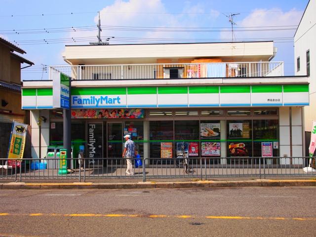 Convenience store. 833m to FamilyMart Sakai Takakuradai shop