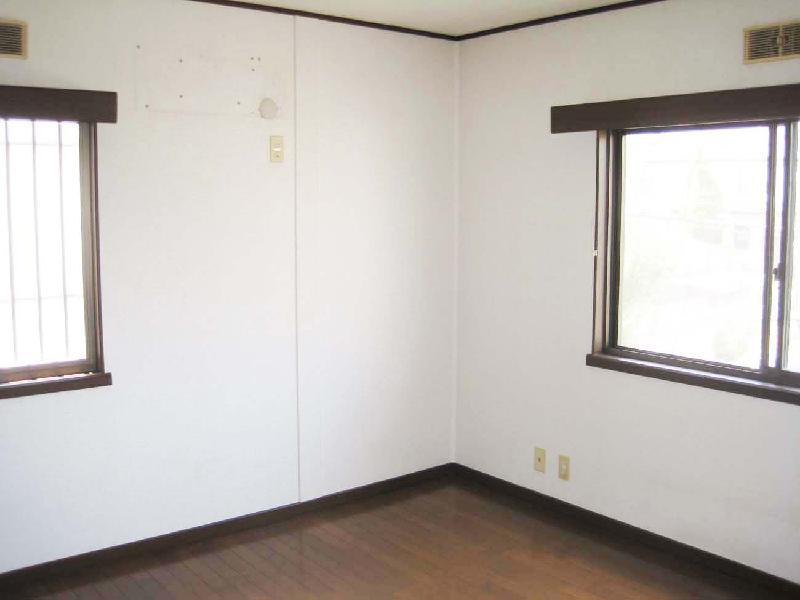 Other room space. 2 Kaiyoshitsu (1)