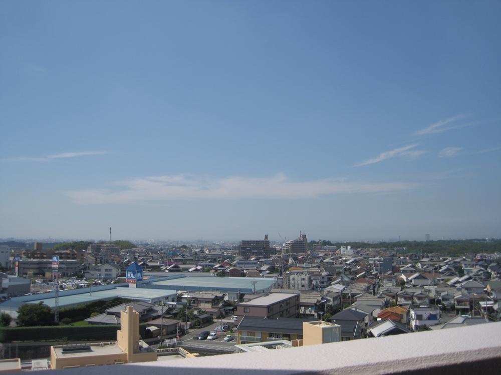 View photos from the dwelling unit. View from local (September 2013) Shooting