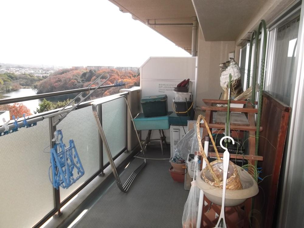 Balcony. Balcony (12 May 2013) Shooting