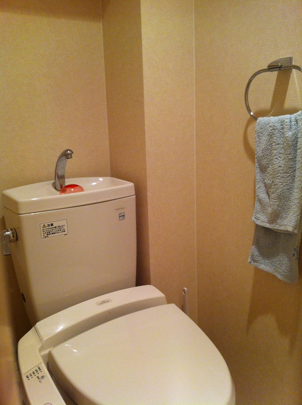 Toilet. Indoor (March 2013) Shooting