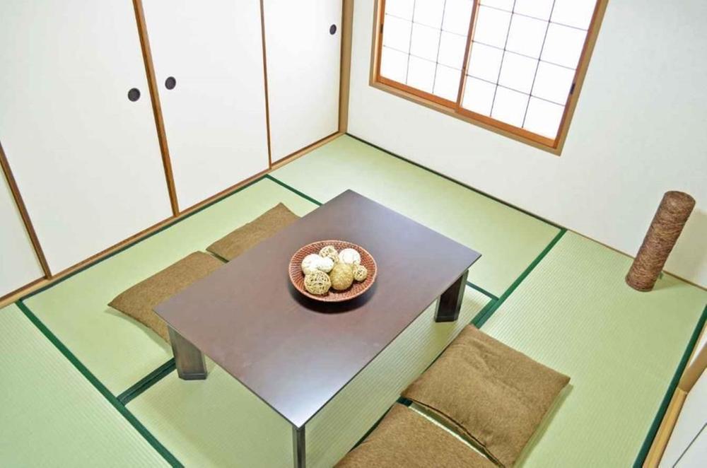 Non-living room. There is also a closet in the Japanese-style room (^_^) /