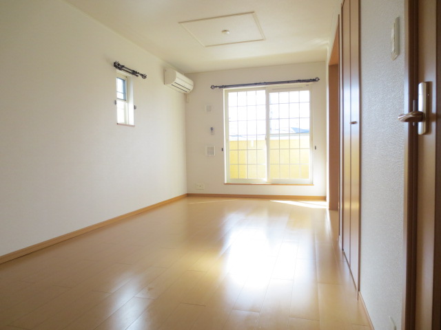 Living and room