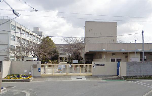 Primary school. 887m to Sakai City Fukuda Elementary School