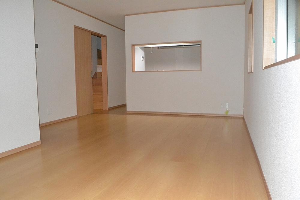 Living. Since the counter kitchen, It does not cut off the conversation with family.