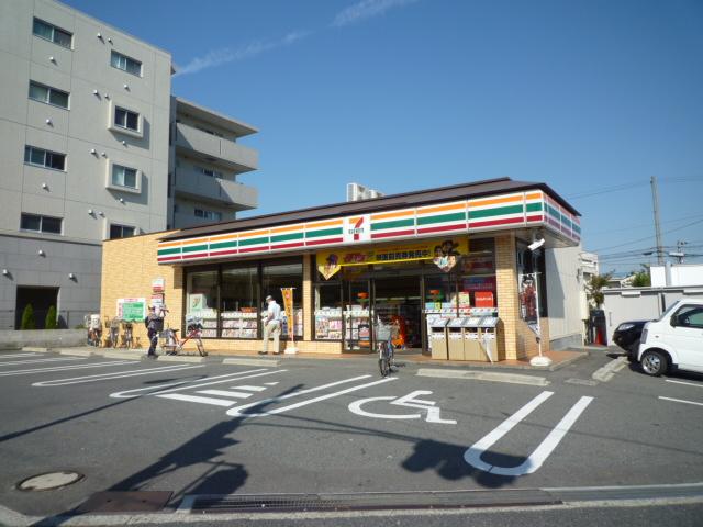 Convenience store. Seven-Eleven 126m until Sakai Fukaisawa Machiten (convenience store)