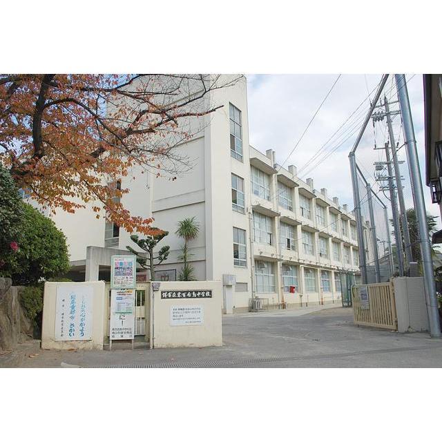 Junior high school. East Nakamozu until junior high school 1280m